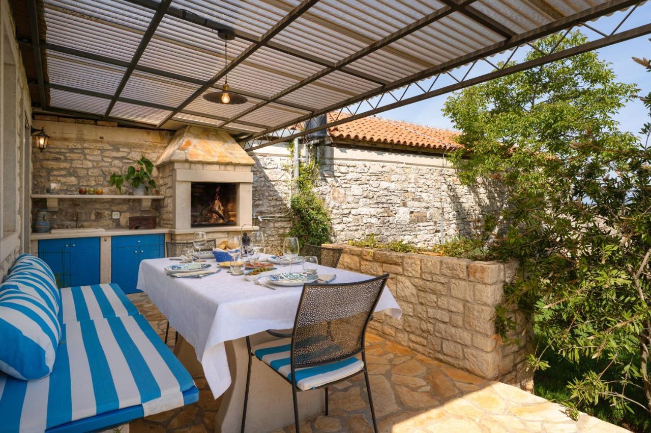 Villa Daulos Novigrad  Luaran gambar